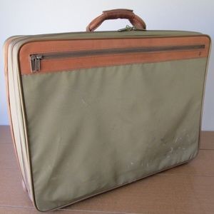 Hartmann Luggage 24" Lightweight Suitcase Brown Leather Trim